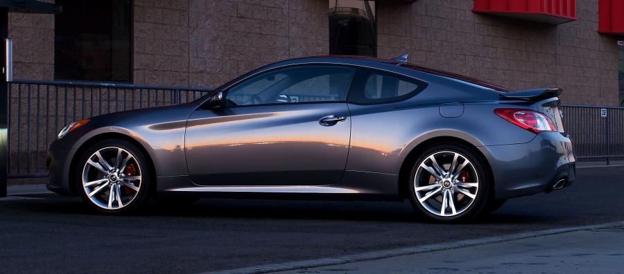  Hyundai Genesis Coupe 2010 года  (фото 217 из 300)